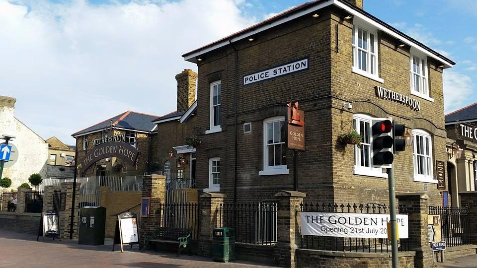 The Golden Hope Wetherspoon Hotel Sittingbourne Exterior photo